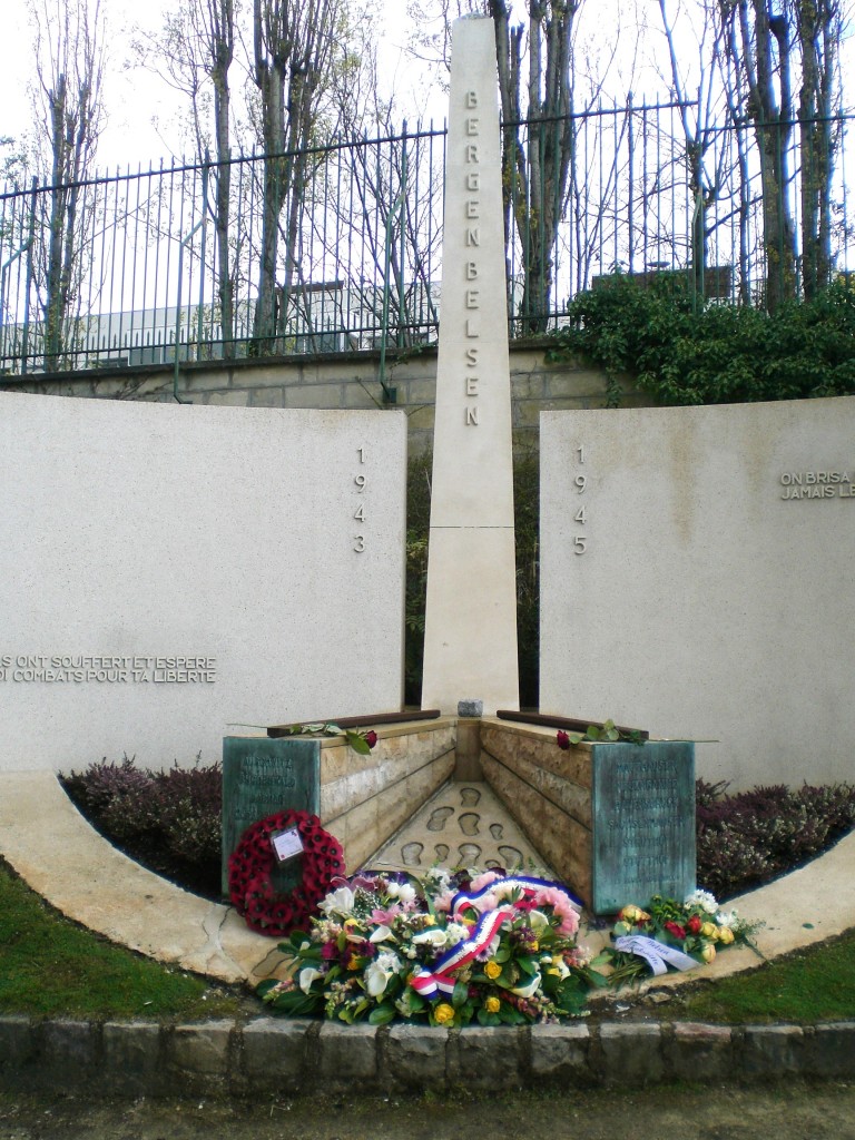 Notre monument fleuri