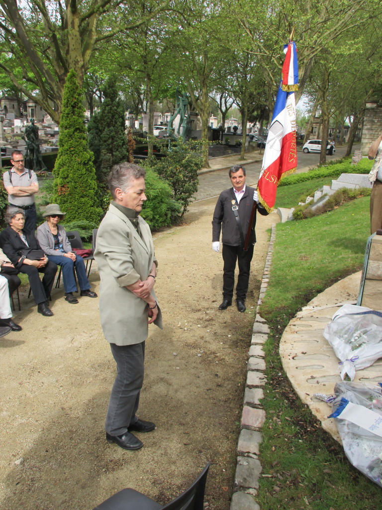 Le Dr Monika Gödecke, représentant le mémorial de Bergen-Belsen